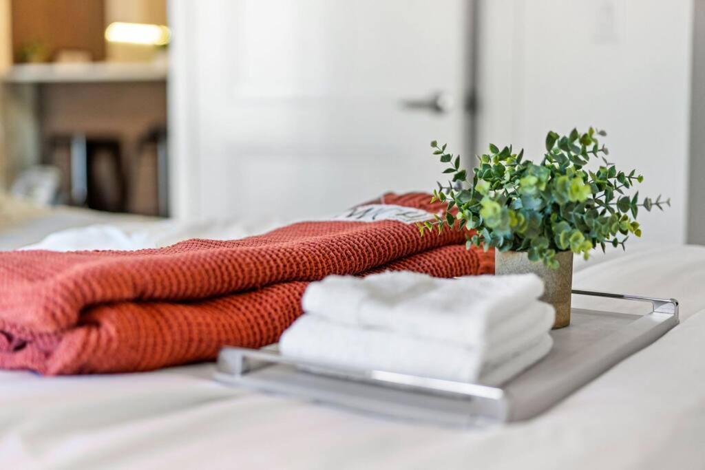 Entire Apt/2Bd 2Bth/Amer. Dream Mall/Nyc/Ewr Airpt 纽瓦克 外观 照片